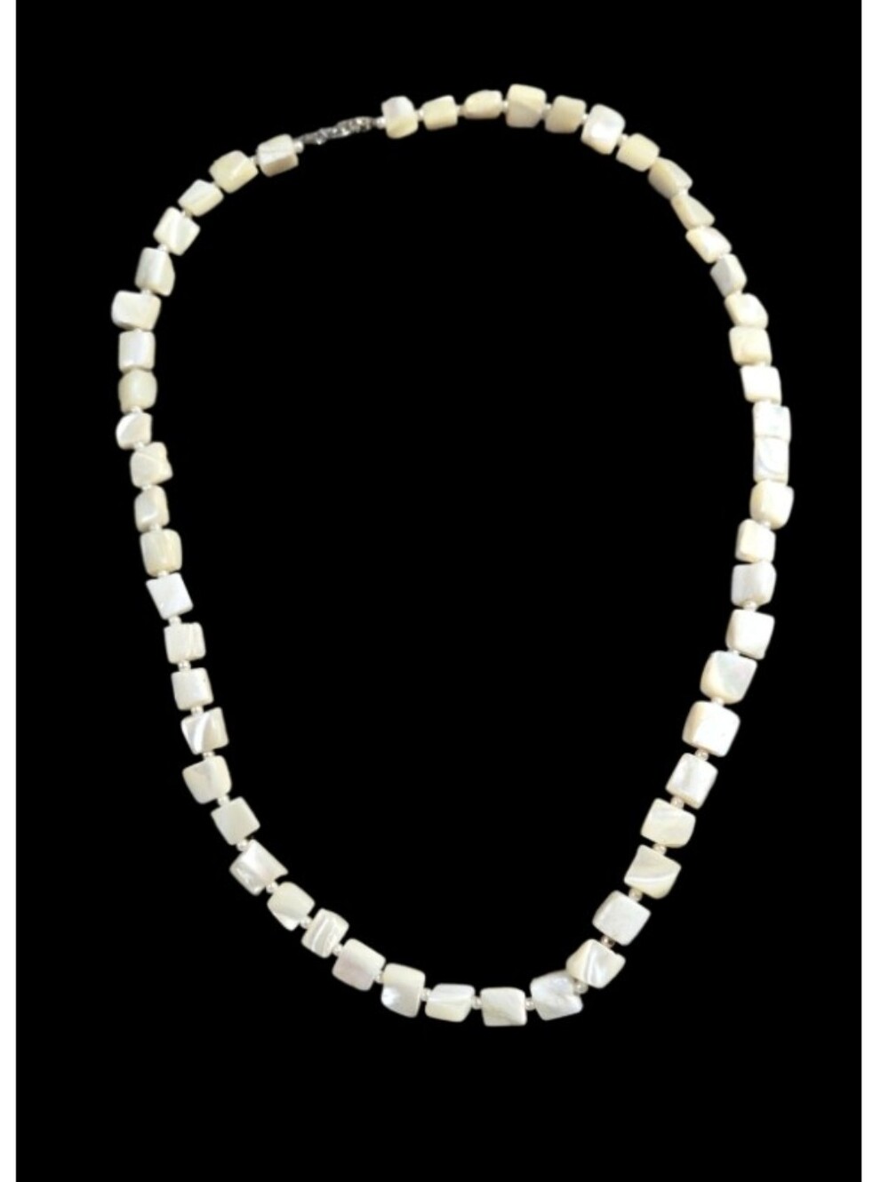 Vtg Elegant Cream Mother-of-Pearl Square Bead Necklace